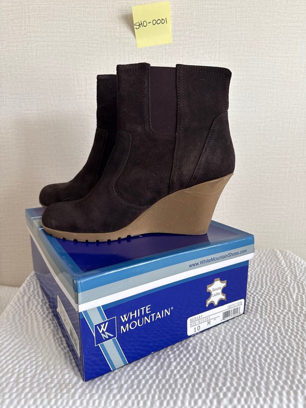 White Mountain Behari Chestnut Suede